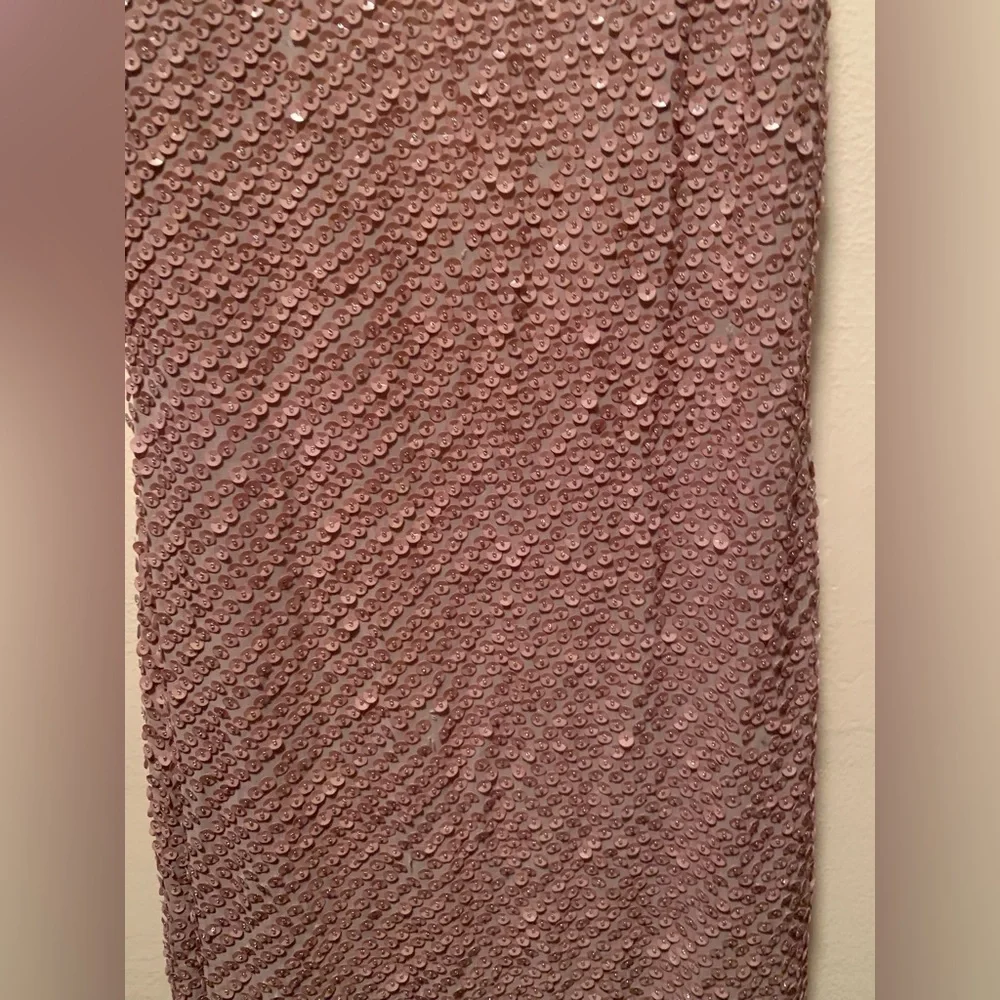 Alice & Olivia Dusty Rose Sequin Dress - Picture 4 of 13